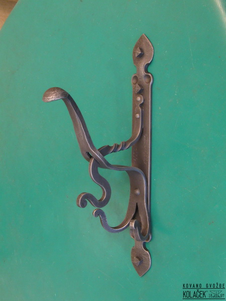 Kovani čiviluk — model 15