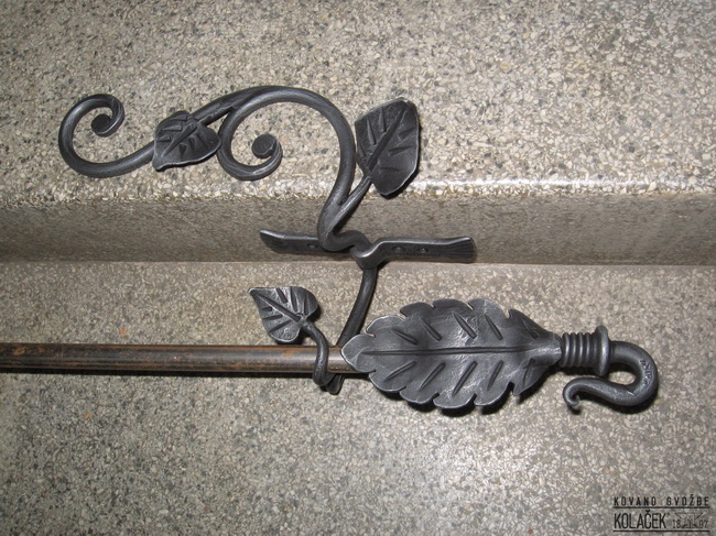 Kovana garnišna — model 3