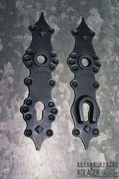Kovana kvaka — model 6