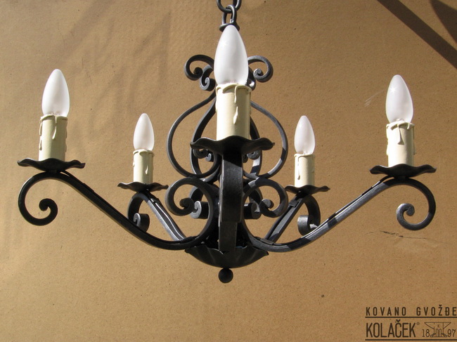 Kovani luster — model 8