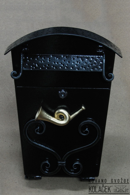 Kovani poštanski sandučić — model 6