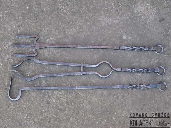 Kovani pribor za kamin — model 4