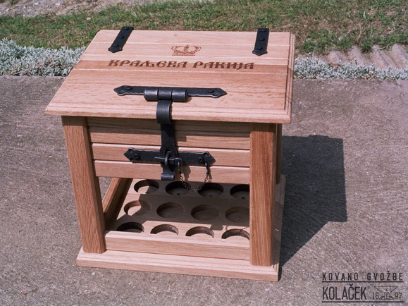 Kovani sanduk — model 4