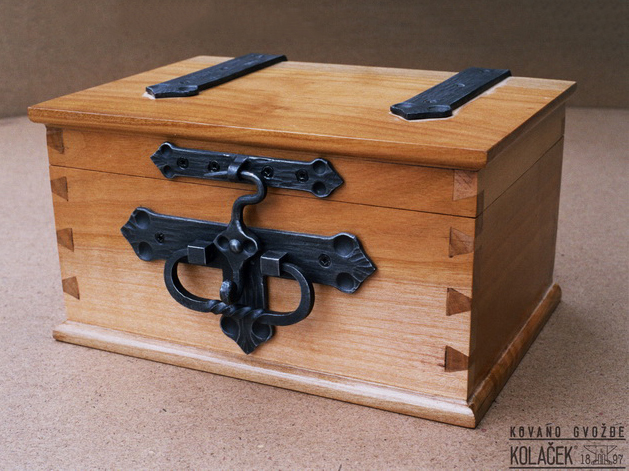 Kovani sanduk — model 5