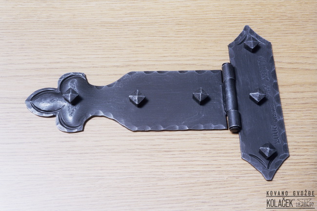 Kovana šarka — model 1