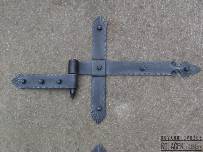 Kovana šarka — model 2