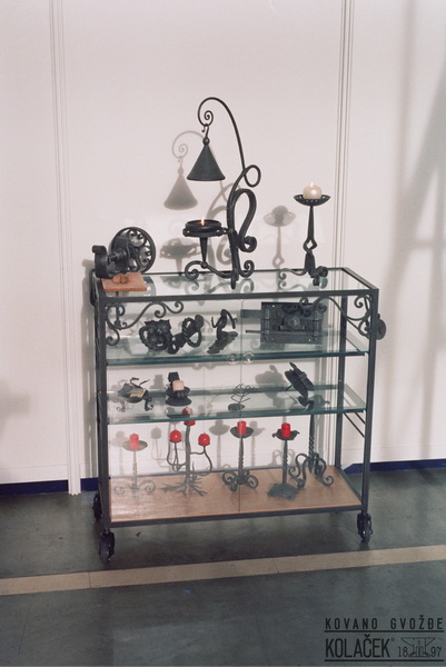 Kovani svećnjak — model 2