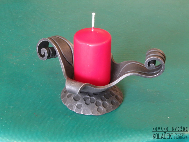 Kovani svećnjak — model 10