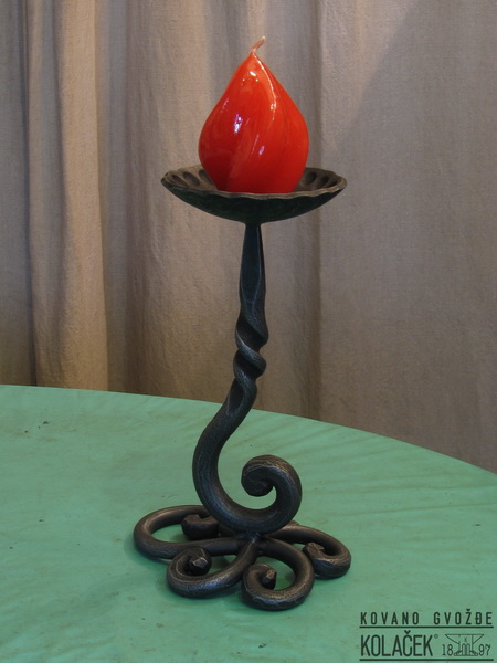 Kovani svećnjak — model 21