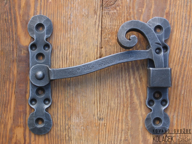 Kovani zatvarač — model 9