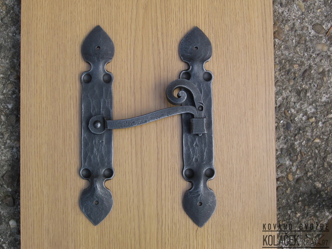 Kovani zatvarač — model 11
