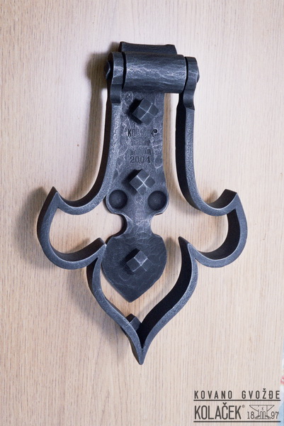 Kovani zvekir — model 6