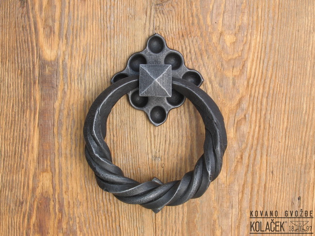 Kovani zvekir — model 17